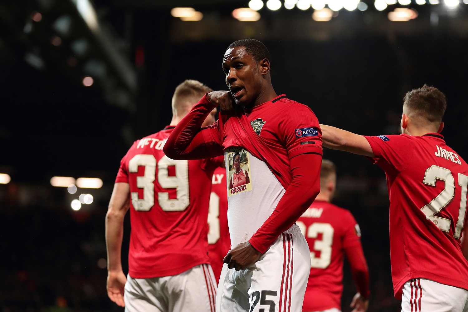 包含赛地聚焦:英超冲刺阶段热度飙升;门兴格拉德巴赫遗憾出局;态度坚定;团队化学反应显著的词条 包含赛地聚焦:英超冲刺阶段热度飙升;门兴格拉德巴赫遗憾出局;态度坚定;团队化学反应显著的词条